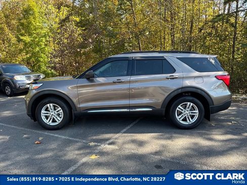 Used 2021 Ford Explorer XLT w/ Class III Trailer Tow Package image 2