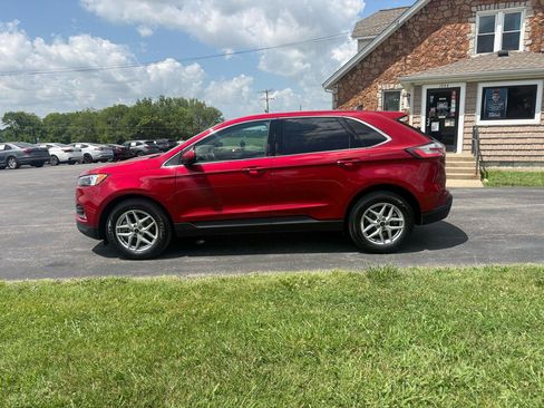 Used 2024 Ford Edge SEL w/ Convenience Package AWD/4WD image 2