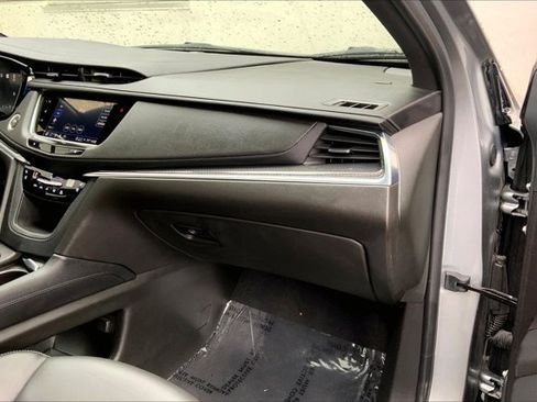 Used 2024 Cadillac XT5 Sportv w/ Technology Package AWD/4WD image 16