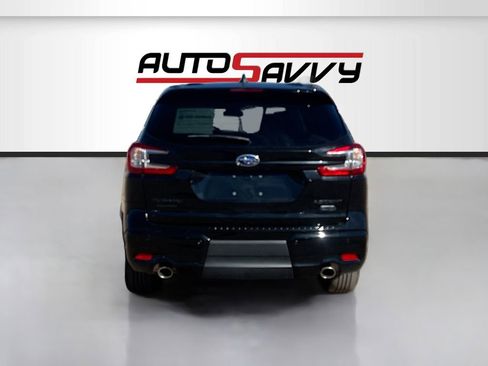 Used 2025 Subaru Ascent Bronze Edition image 6