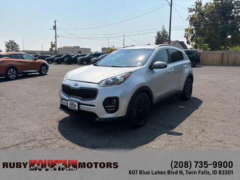 Used 2019 Kia Sportage EX FWD image 3