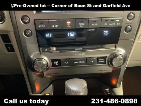 Used 2014 Lexus GX 460 w/ Premium Package AWD/4WD image 18
