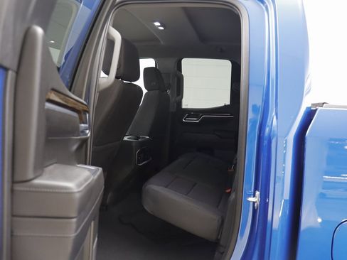 Certified 2022 GMC Sierra 1500 Elevation w/ Preferred Package image 17