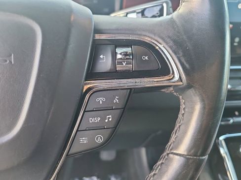 Used 2024 Lincoln Navigator Premiere image 31