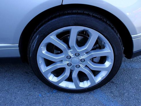 Used 2018 Land Rover Range Rover Supercharged image 20