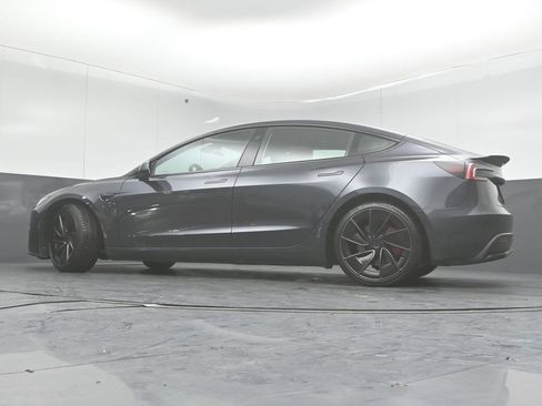 Used 2024 Tesla Model 3 Performance image 31
