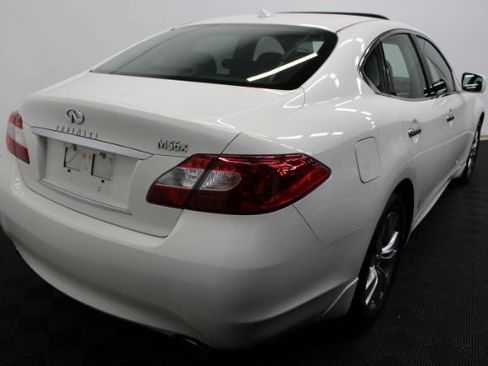 Used 2012 INFINITI M56 x w/ Deluxe Touring Pkg image 6
