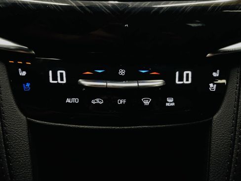Used 2024 Cadillac XT6 Premium Luxury w/ Technology Package FWD image 57