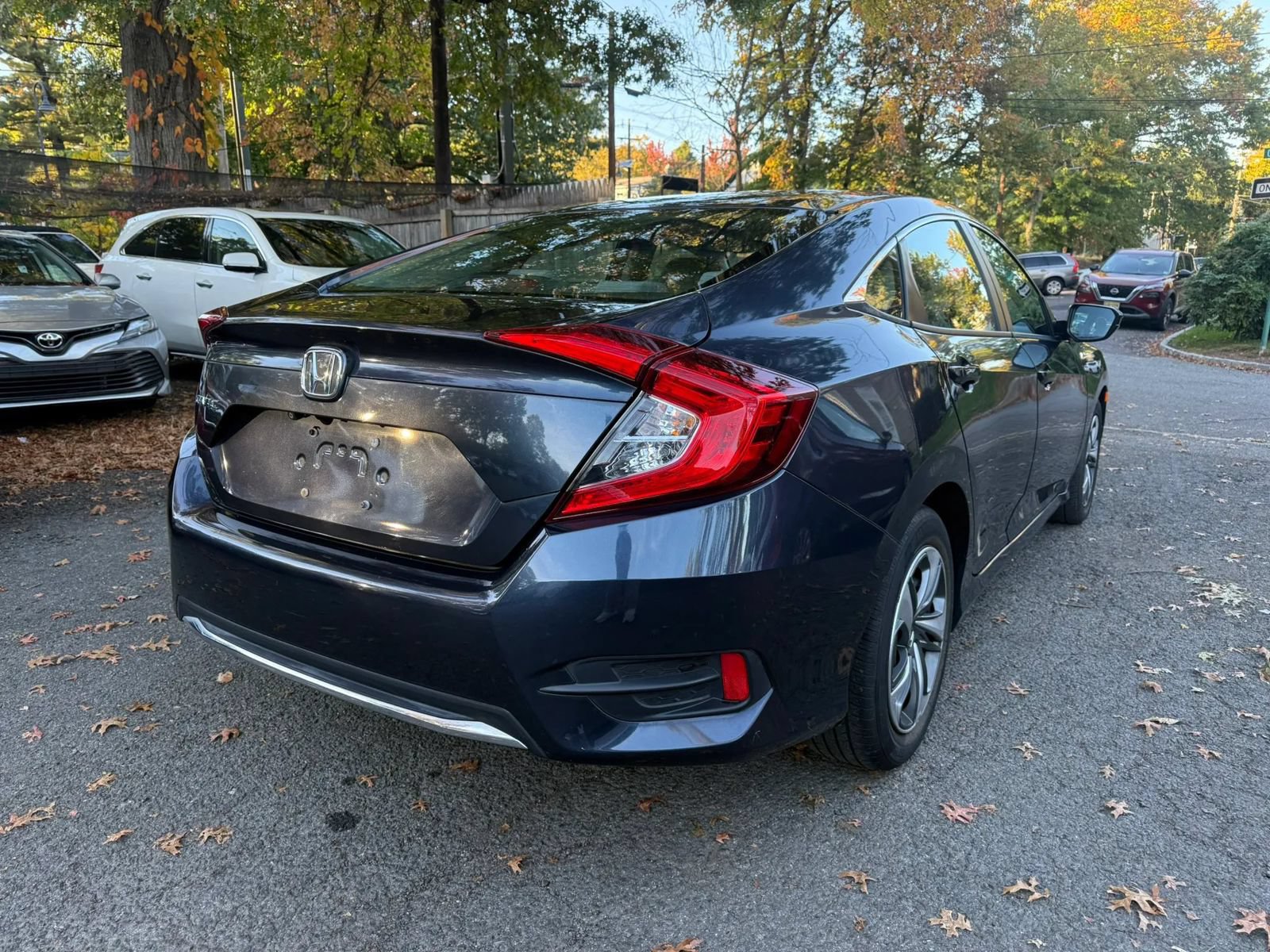 Used 2019 Honda Civic LX image 4
