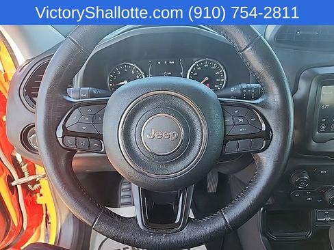 Used 2018 Jeep Renegade Altitude w/ Popular Equipment Group FWD image 8