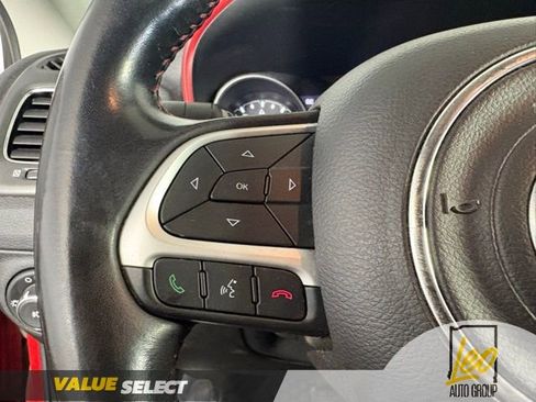 Used 2020 Jeep Compass Trailhawk AWD/4WD image 14