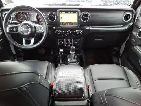 Used 2023 Jeep Wrangler Sahara w/ Cold Weather Group image 14