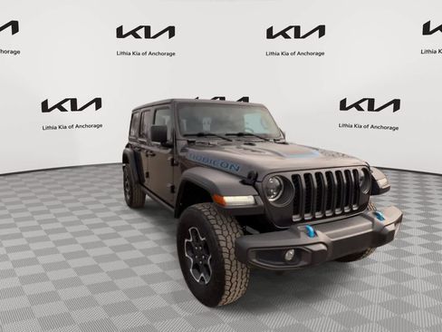 Used 2023 Jeep Wrangler Unlimited Rubicon 4xe w/ Cold Weather Group AWD/4WD image 4