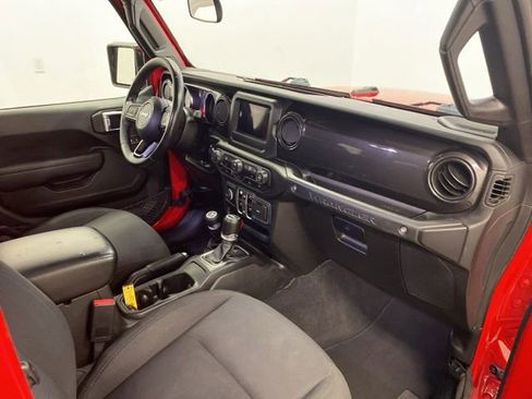 Used 2022 Jeep Wrangler Unlimited Sport AWD/4WD image 23