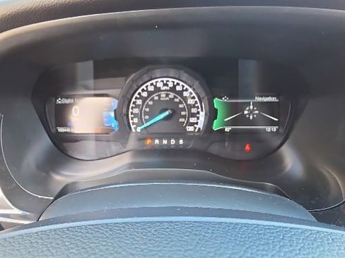 Certified 2022 Ford Ranger Lariat w/ Equipment Group 501A High image 3