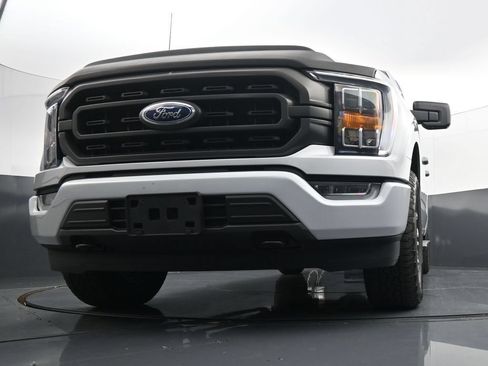 Used 2022 Ford F150 XLT w/ Equipment Group 302A High AWD/4WD image 19
