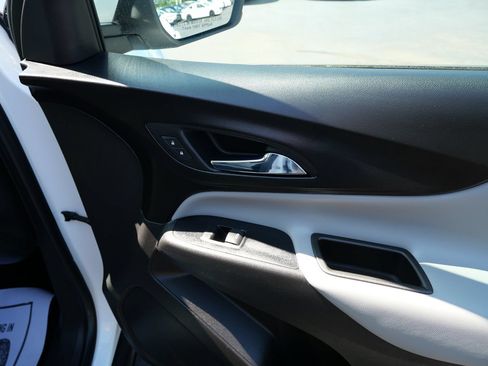Used 2019 Chevrolet Equinox LT AWD/4WD image 21