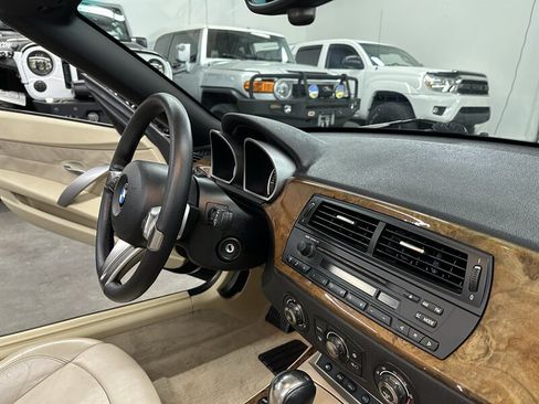 Used 2006 BMW Z4 3.0i RWD image 27