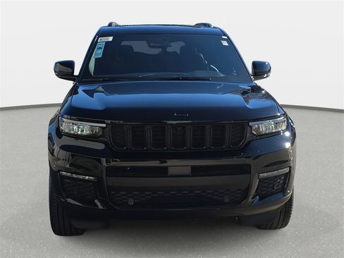 New 2025 Jeep Grand Cherokee L Limited image 2