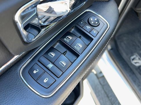 Used 2017 RAM 2500 Laramie w/ Sport Appearance Group AWD/4WD image 14