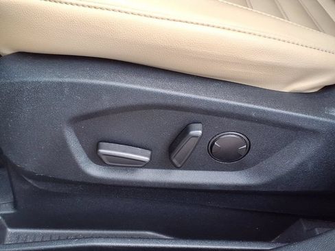 Used 2021 Ford Edge SEL w/ Convenience Package FWD image 26