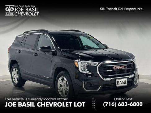 Used 2022 GMC Terrain SLE w/ Driver Convenience Package AWD/4WD image 1