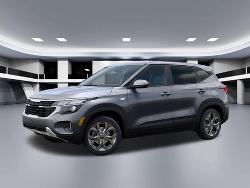 New 2026 Kia Seltos LX image 3