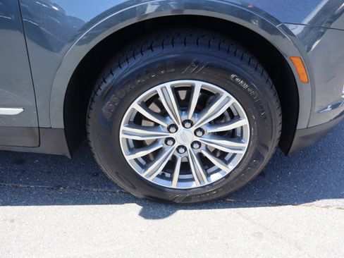 Used 2019 Cadillac XT5 Luxury AWD/4WD image 38