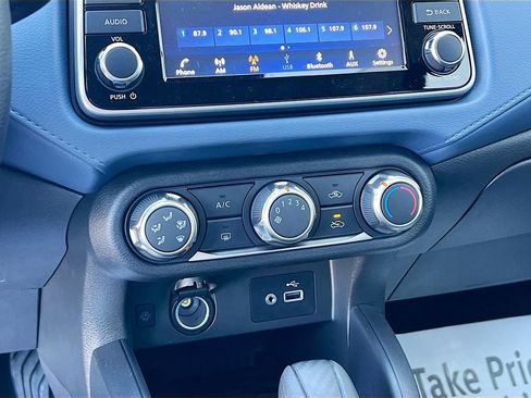 New 2025 Nissan Versa SV w/ Trunk Package FWD image 14