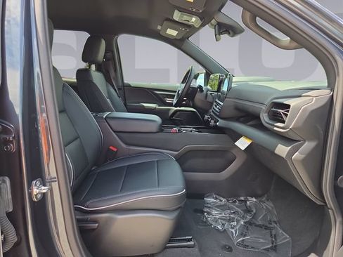 Used 2026 Chevrolet Silverado EV LT AWD/4WD image 17