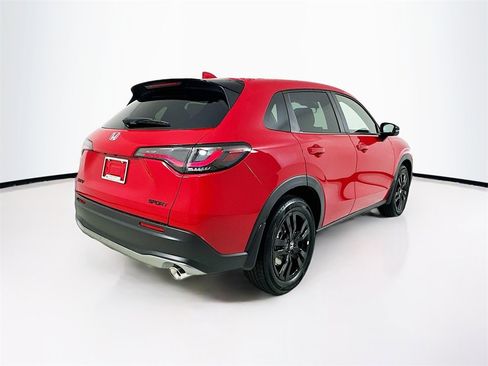 Certified 2026 Honda HR-V Sport image 5