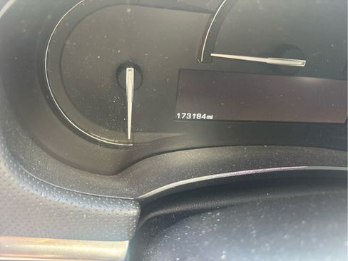 Used 2019 Cadillac XTS Luxury AWD/4WD image 3