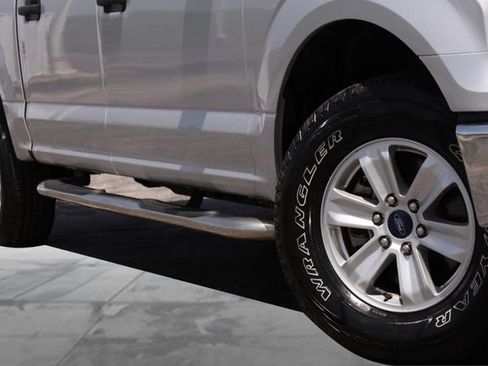 Used 2017 Ford F150 XLT AWD/4WD image 3