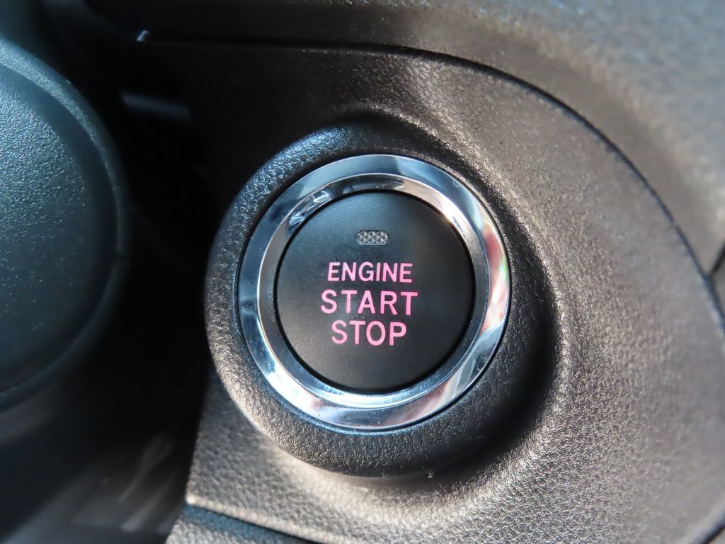 Used 2024 Subaru Ascent Touring AWD/4WD image 14
