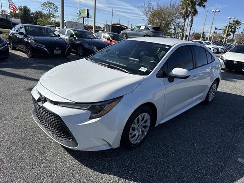 Used 2020 Toyota Corolla LE image 8