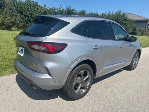 Used 2024 Ford Escape ST-Line w/ Tech Pack #1 AWD/4WD image 16