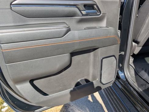 Used 2024 GMC Sierra 2500 AT4 w/ AT4 Premium Plus Package image 13