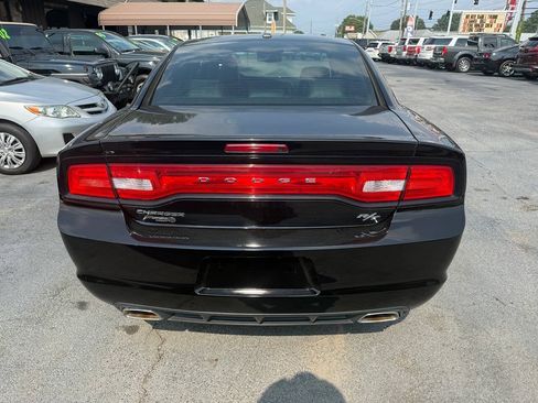 Used 2014 Dodge Charger R/T RWD image 3