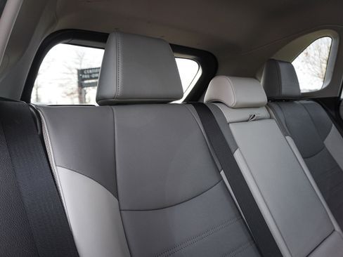 Used 2019 Toyota RAV4 Limited image 37