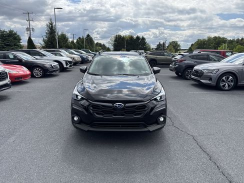 Used 2025 Subaru Crosstrek 2.5i Limited AWD/4WD image 8