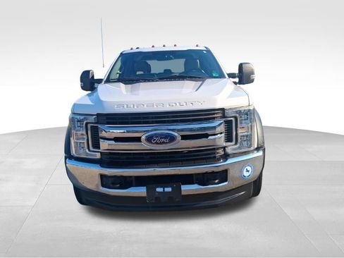 Used 2018 Ford F450 XL w/ STX Appearance Package AWD/4WD image 2