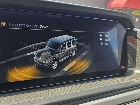 Used 2021 Mercedes-Benz G 550 image 43