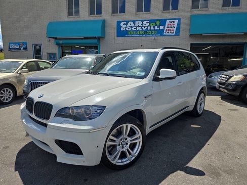 Used 2011 BMW X5 M image 3