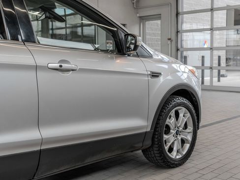 Used 2013 Ford Escape SEL image 32