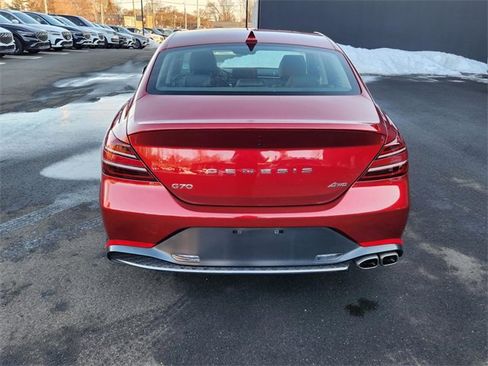 Used 2023 Genesis G70 2.0T image 29