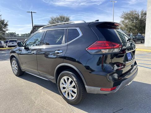 Used 2017 Nissan Rogue S w/ S Appearance Package image 7