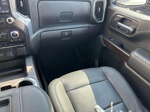 Used 2021 GMC Sierra 1500 SLT w/ SLT Premium Package AWD/4WD image 19