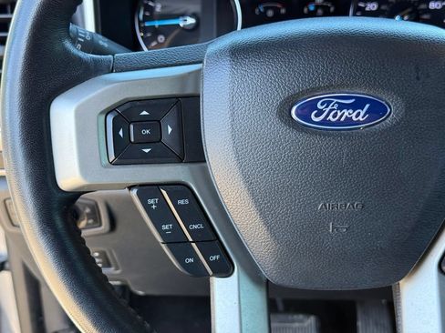 Used 2022 Ford F250 Lariat w/ Black Appearance Package AWD/4WD image 16