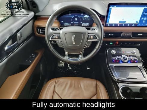 Used 2022 Lincoln Nautilus Reserve AWD/4WD image 25
