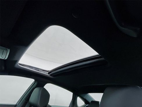 Used 2025 Honda Accord Sport image 13